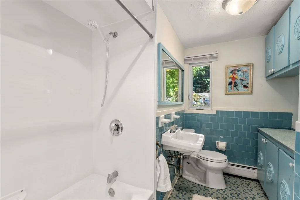 Photo of 11 Ruth Dr
