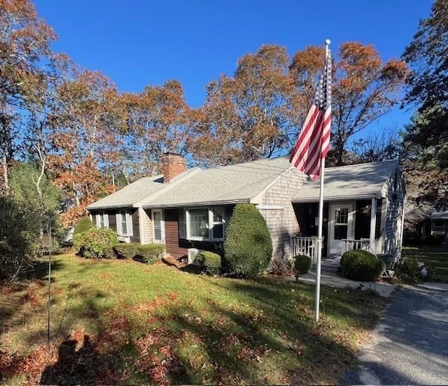 Photo of 105 Clay Pond Rd.