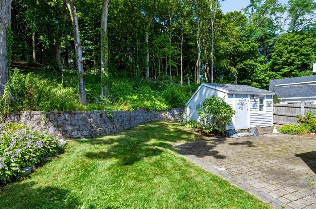 Photo of 64 Locust St