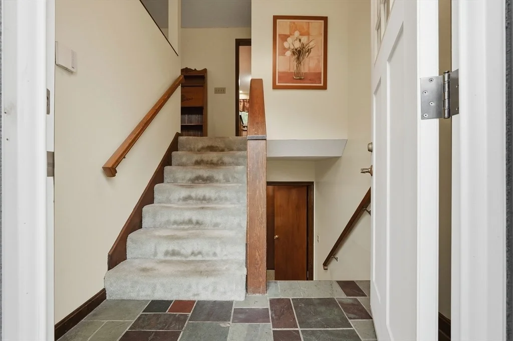 Photo of 568 Lantern Ln