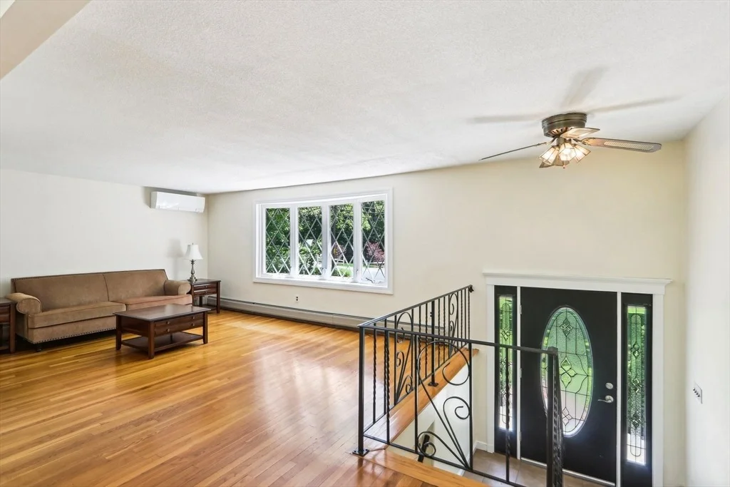 Photo of 181 High Plain Rd