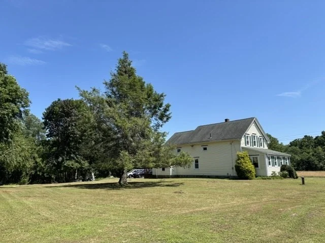 Photo of 1236 Main St.
