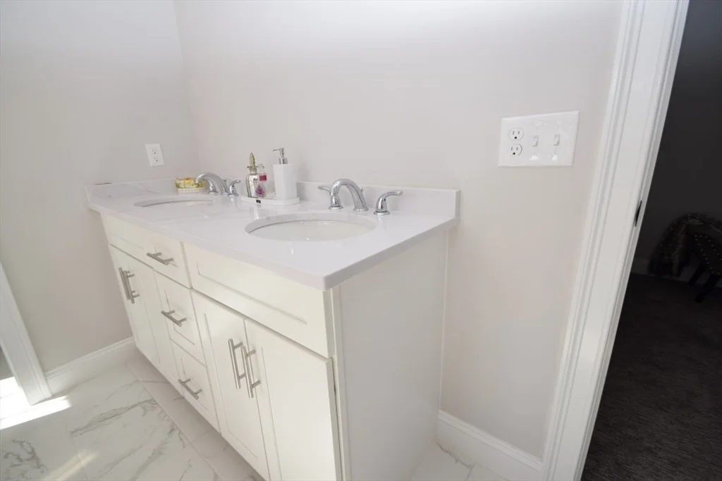 Photo of 3 Cummings Way
