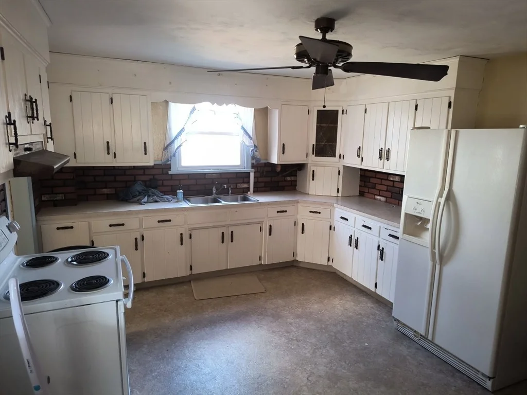 Photo of 655 Morgan Rd