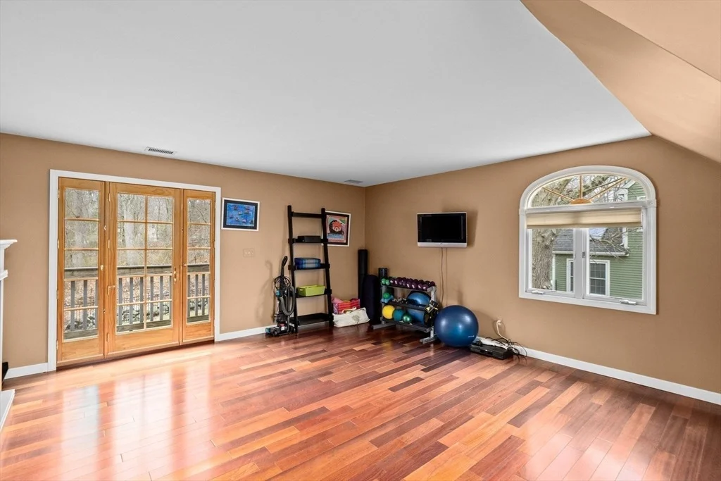Photo of 130 Culloden Dr