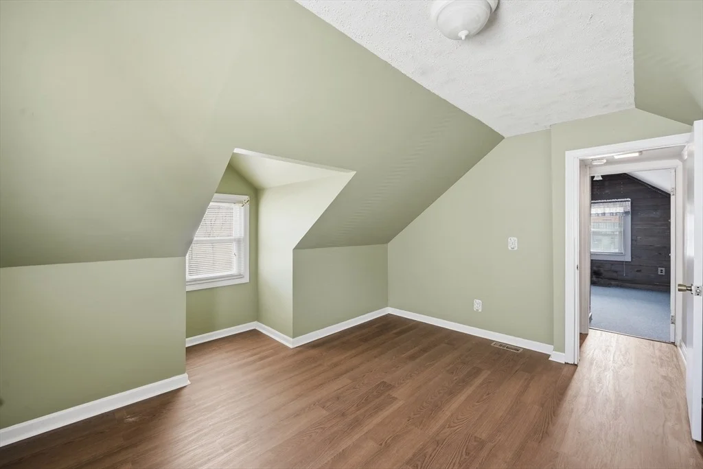 Photo of 66 Thornton St