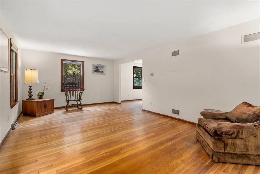 Photo of 11 Bacon Rd