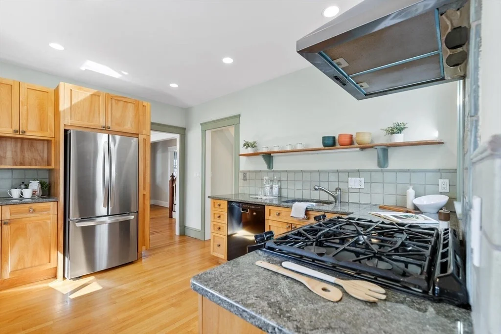 Photo of 38 High Haith Rd