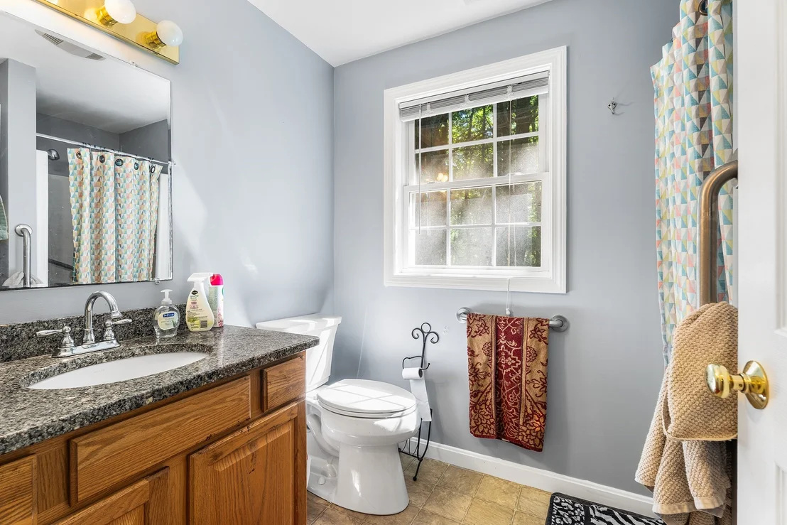 Photo of 245 Hampstead St