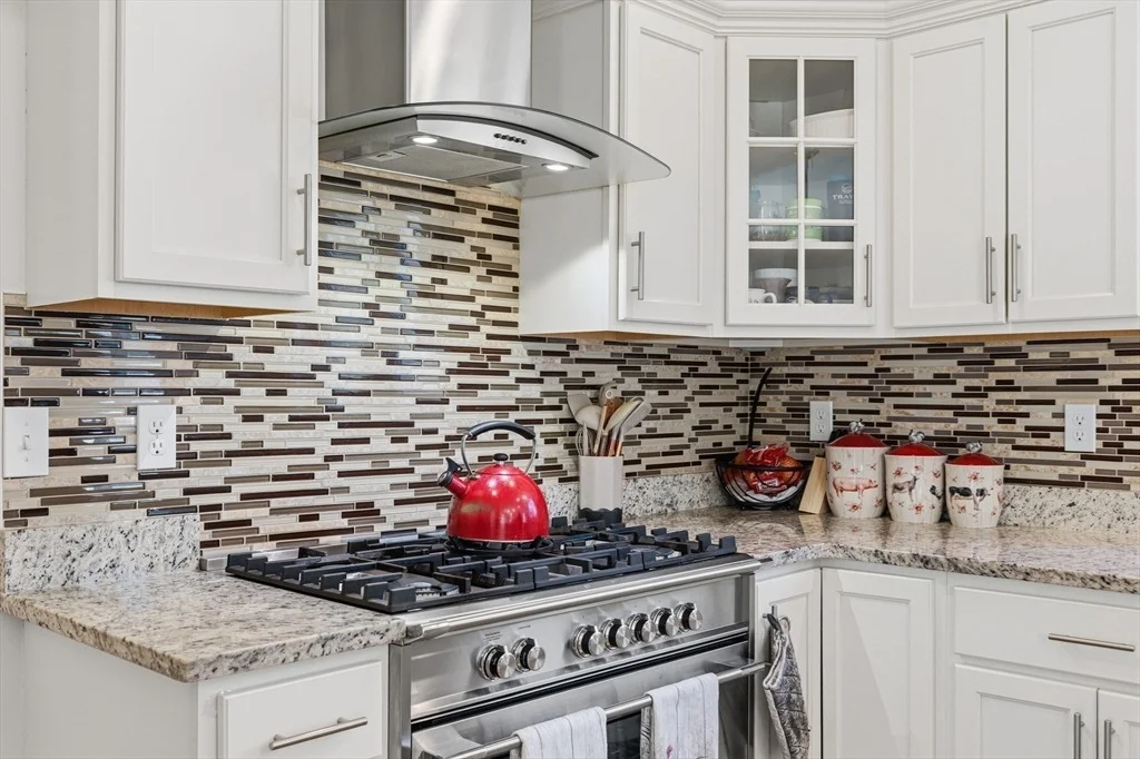 Photo of 162 Bayberry Rd