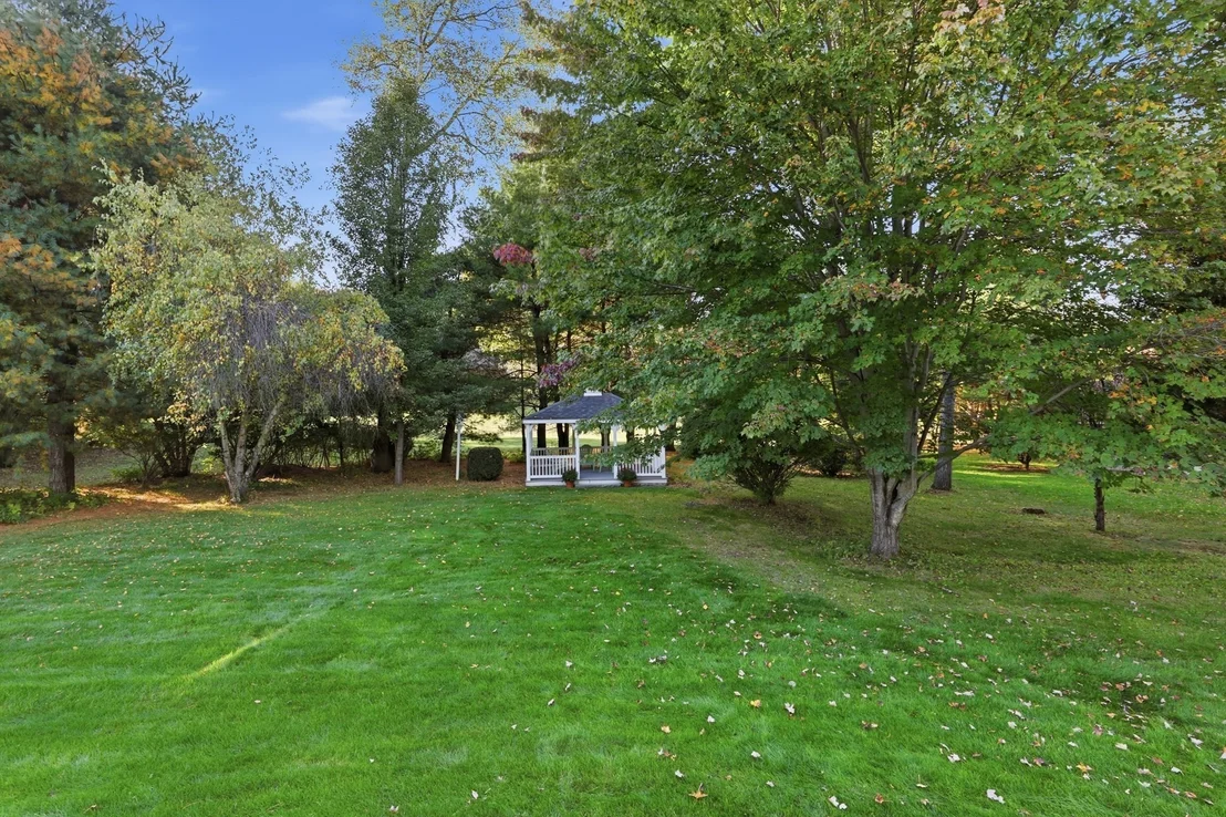 Photo of 7 Holly Cir