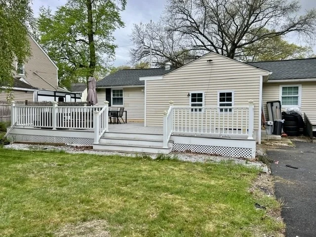 Photo of 289 Burnham Rd
