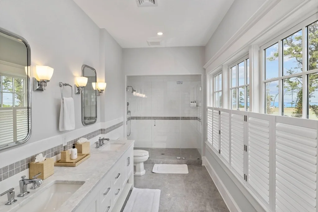 Photo of 558 Fox Hill Rd