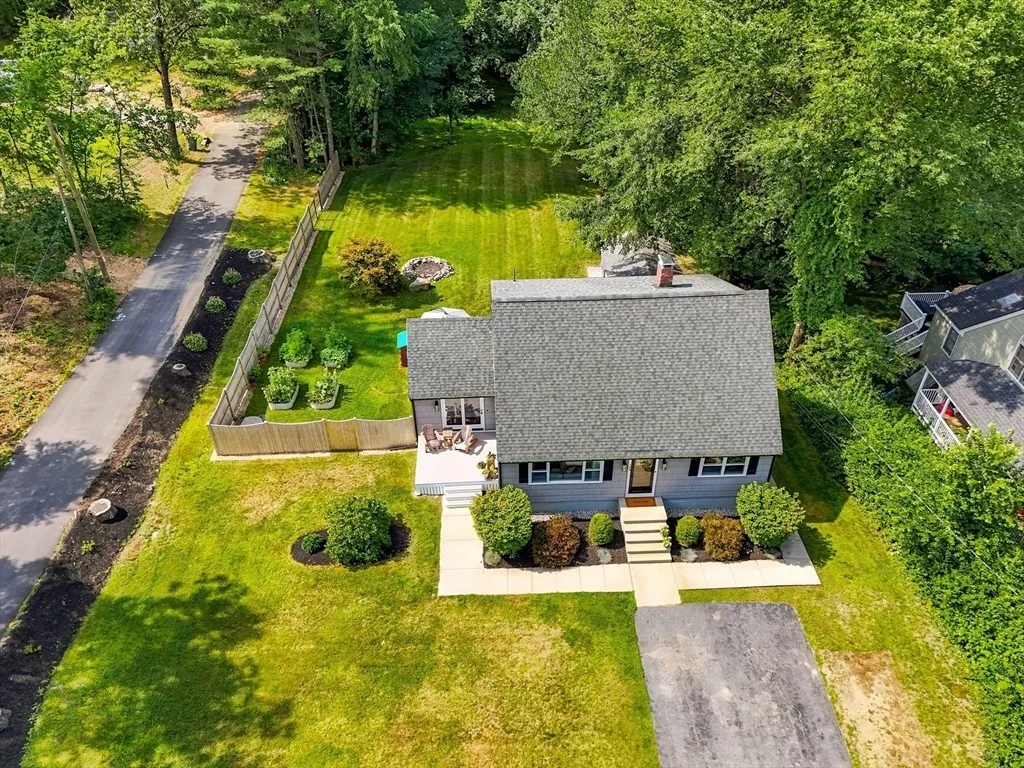 Photo of 148 Lost Lake Dr