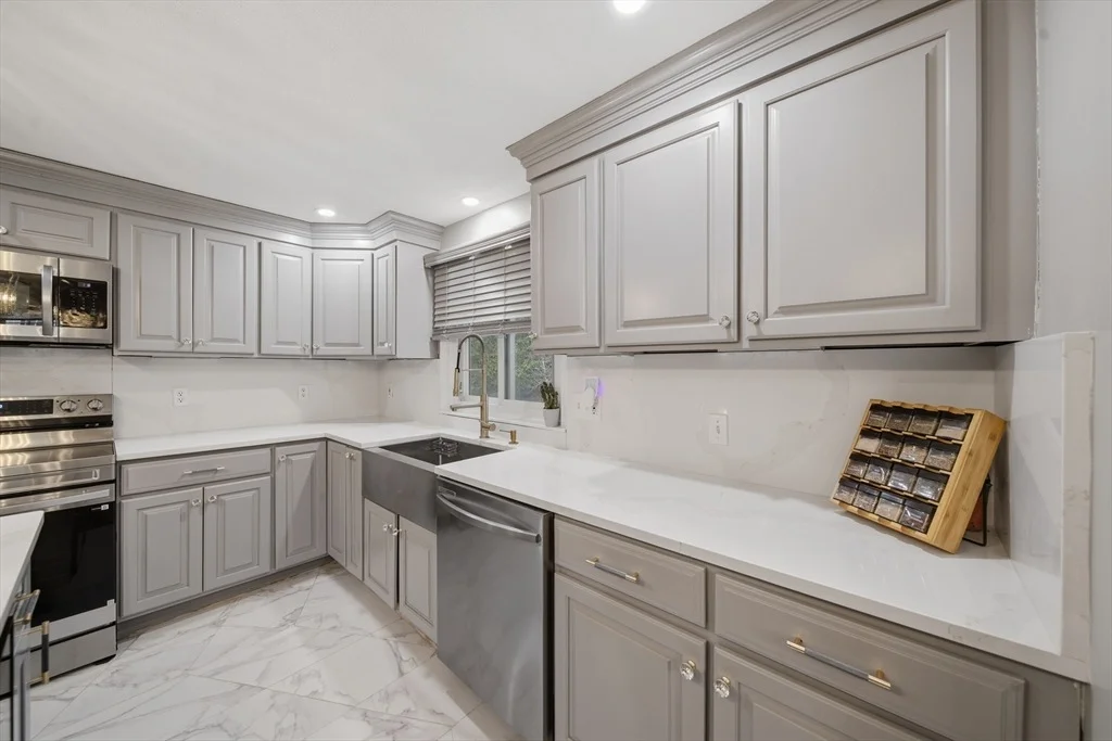 Photo of 24 Juniper Dr