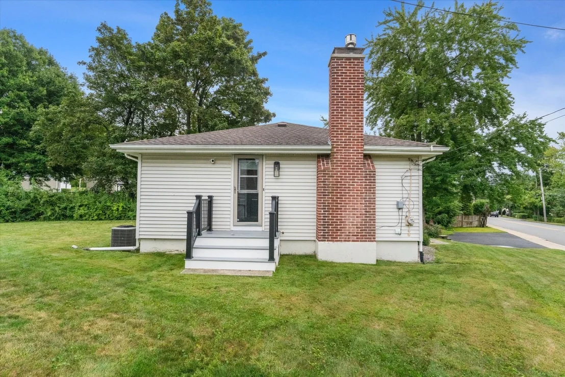 Photo of 194 Holden St