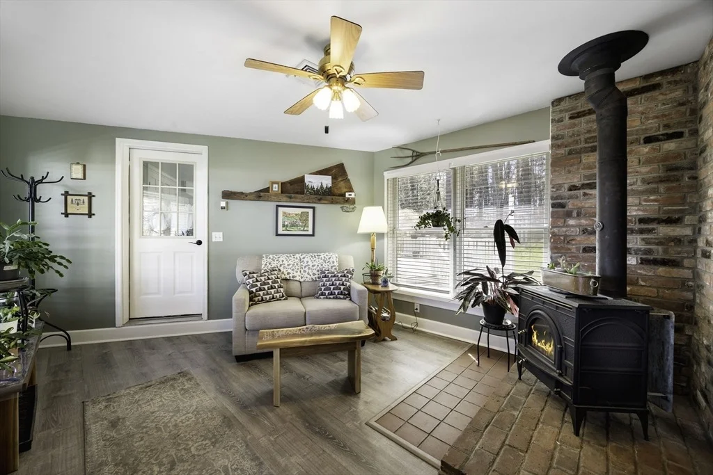 Photo of 7 Lyman St