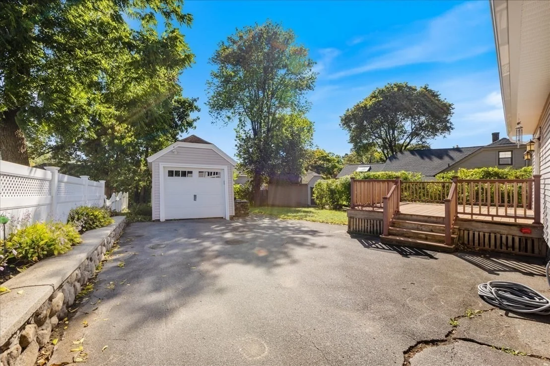 Photo of 2 Houston Avenue