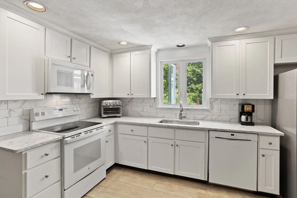 Photo of 35 Glenridge Drive