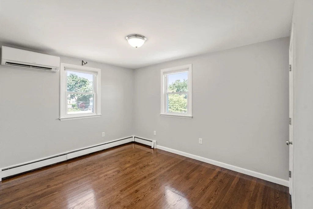 Photo of 38 Overlook Rd