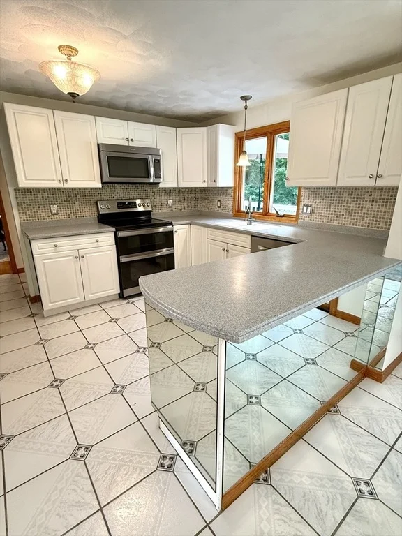 Photo of 3 Lisamary Dr