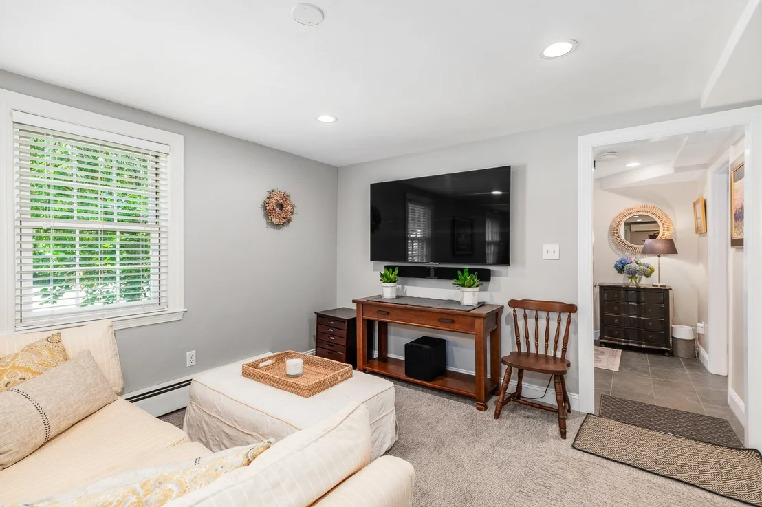 Photo of 10 Burnham Road