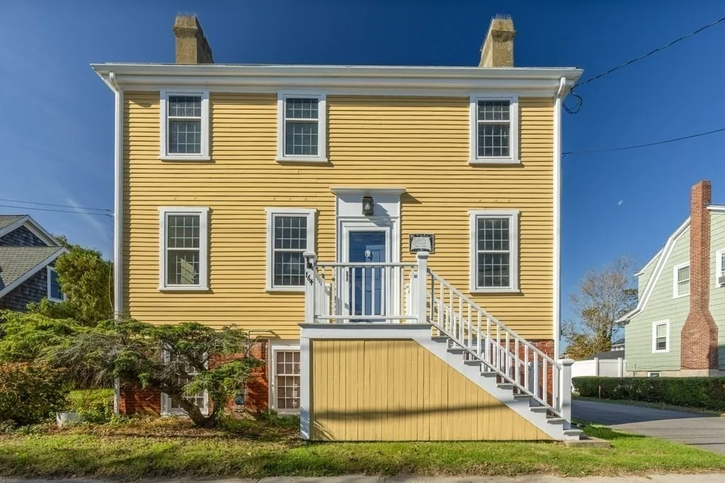 Photo of 164 Main St