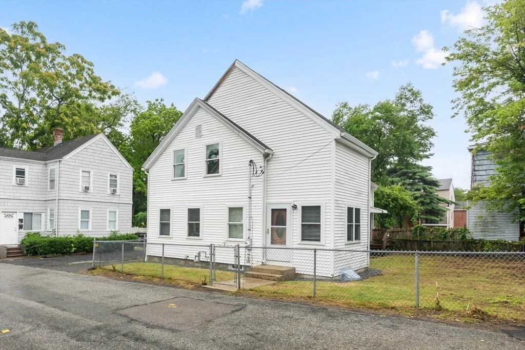 Photo of 9 Mechanic St