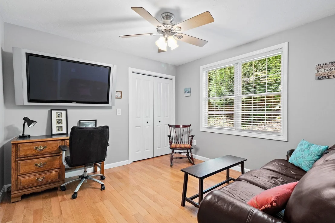 Photo of 24 Tanyard Rd