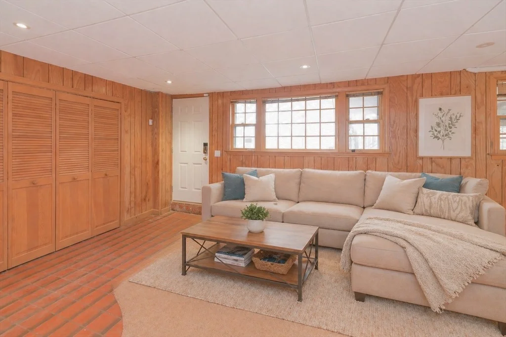 Photo of 62 Ledgewood Rd