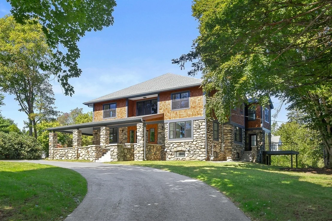 Photo of 20 Wheeler Ln