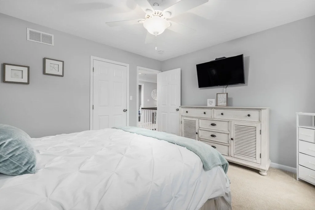 Photo of 244 Robert Rd