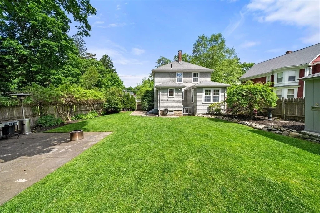 Photo of 678 Boston Post Road