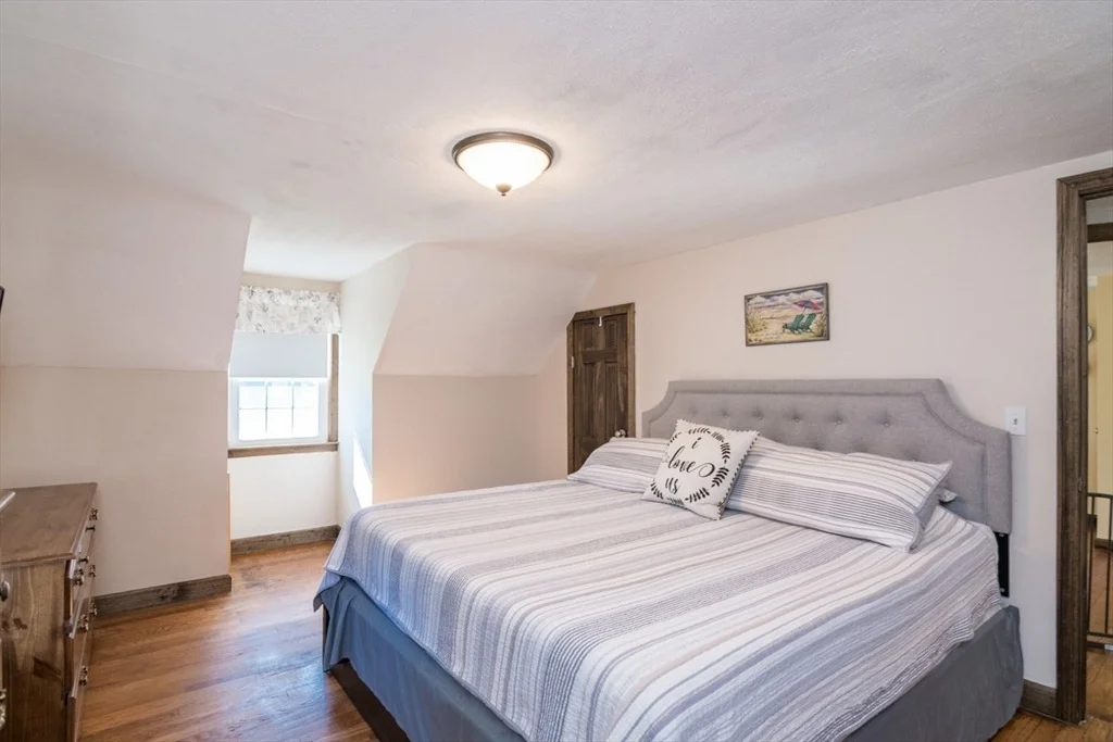 Photo of 77 Lindbergh Blvd