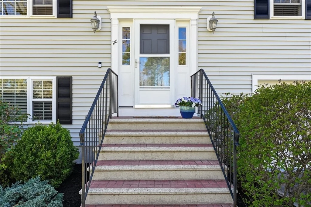 Photo of 20 Fiske Ave