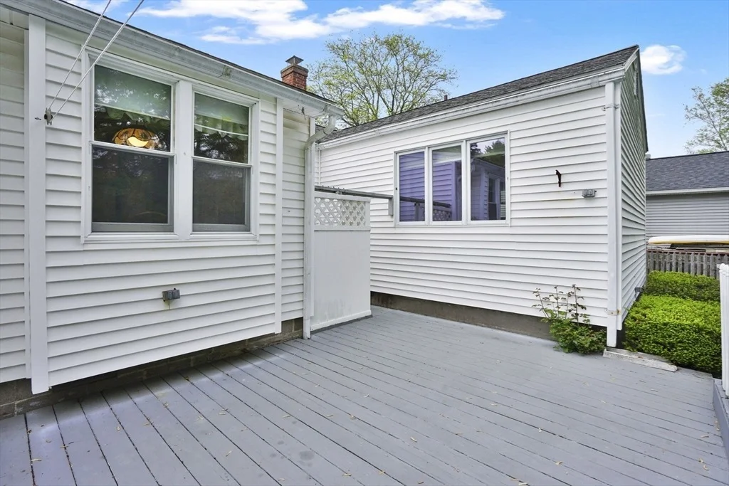 Photo of 300 Circle Dr