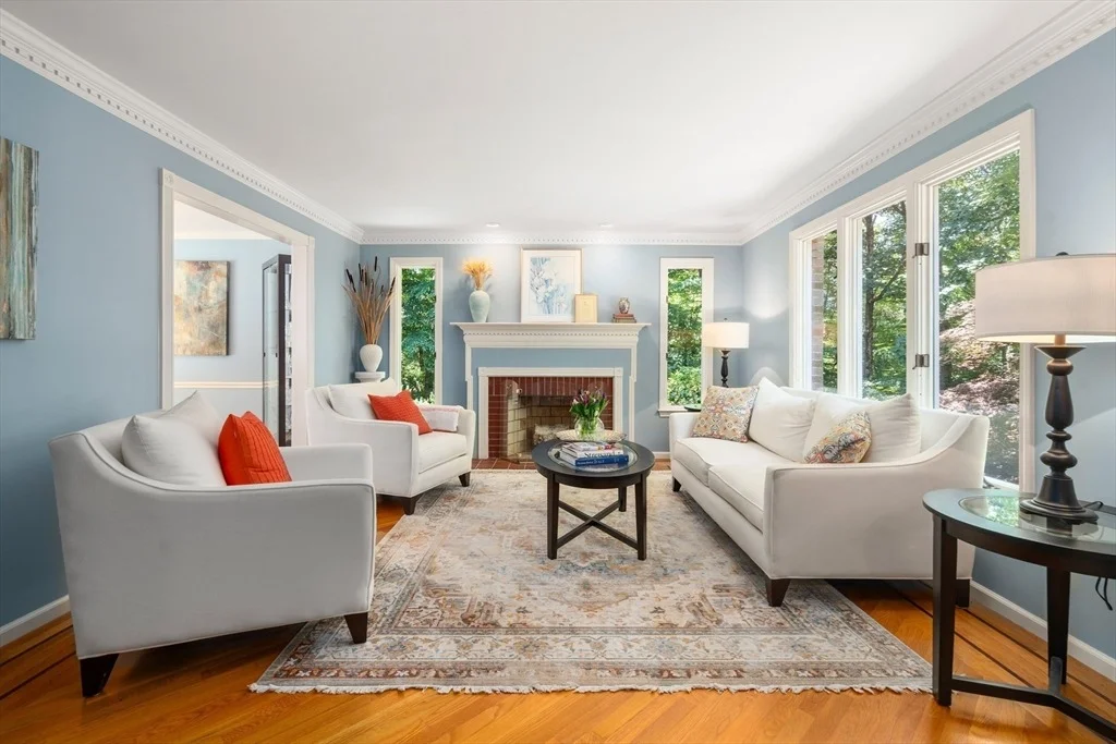Photo of 8 Gaslight Lane