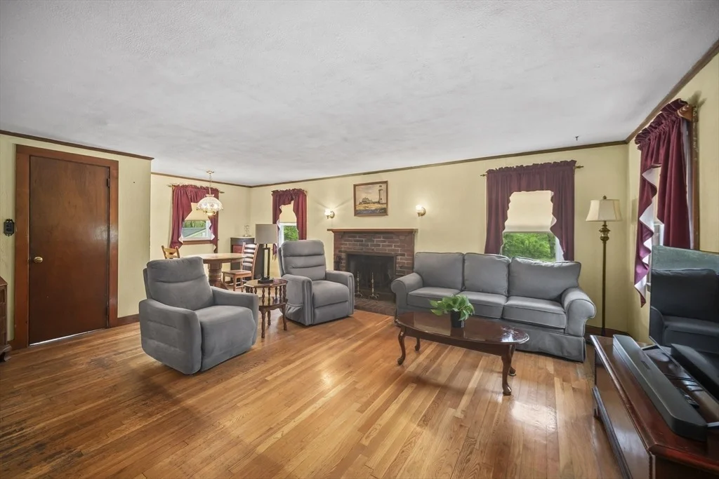 Photo of 105 Ann Vinal Rd
