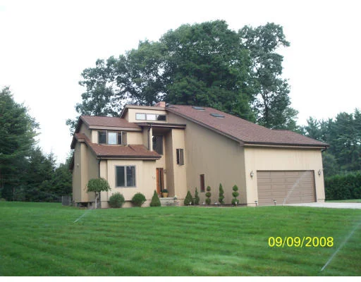 Photo of 12 Sylvan Circle