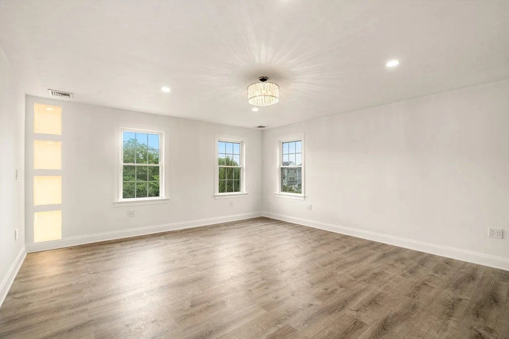 Photo of 60 Morse Ave