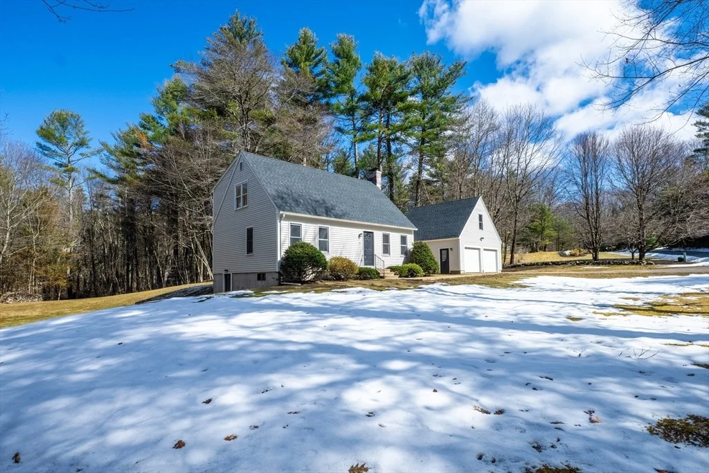 Photo of 3 Charnock Cir