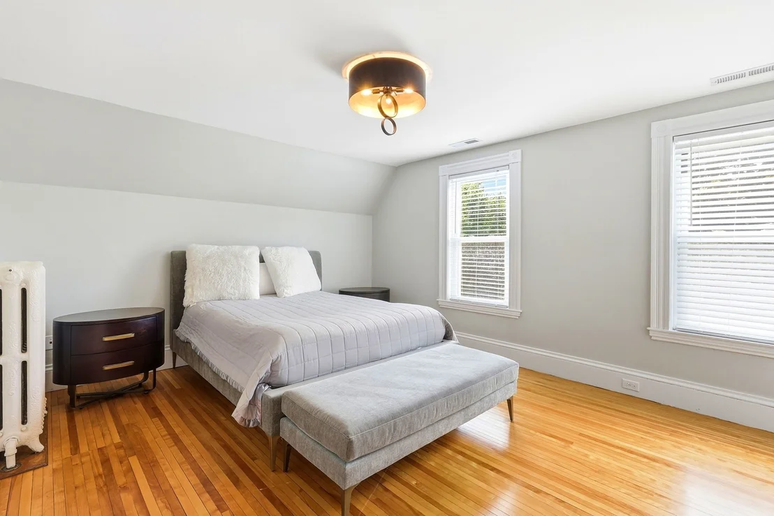 Photo of 10 Wolcott Ave