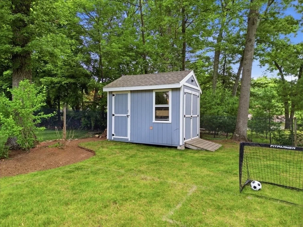 Photo of 104 Higgins Rd