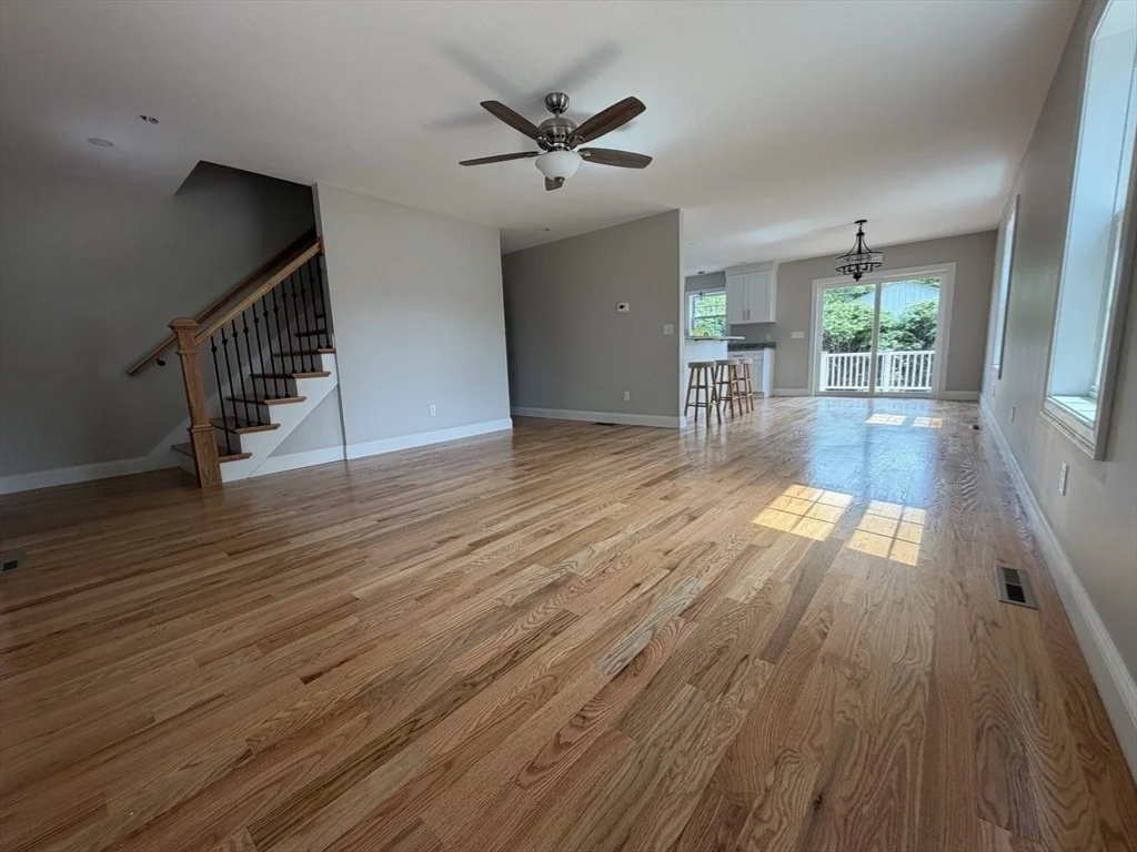Photo of 8 Emerald Avenue