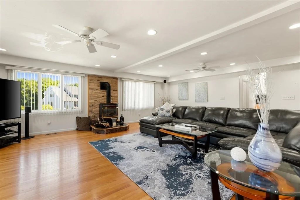 Photo of 7 Nathan's Way