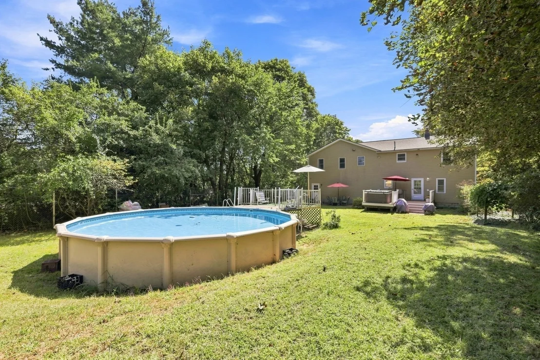 Photo of 7 Chute Rd