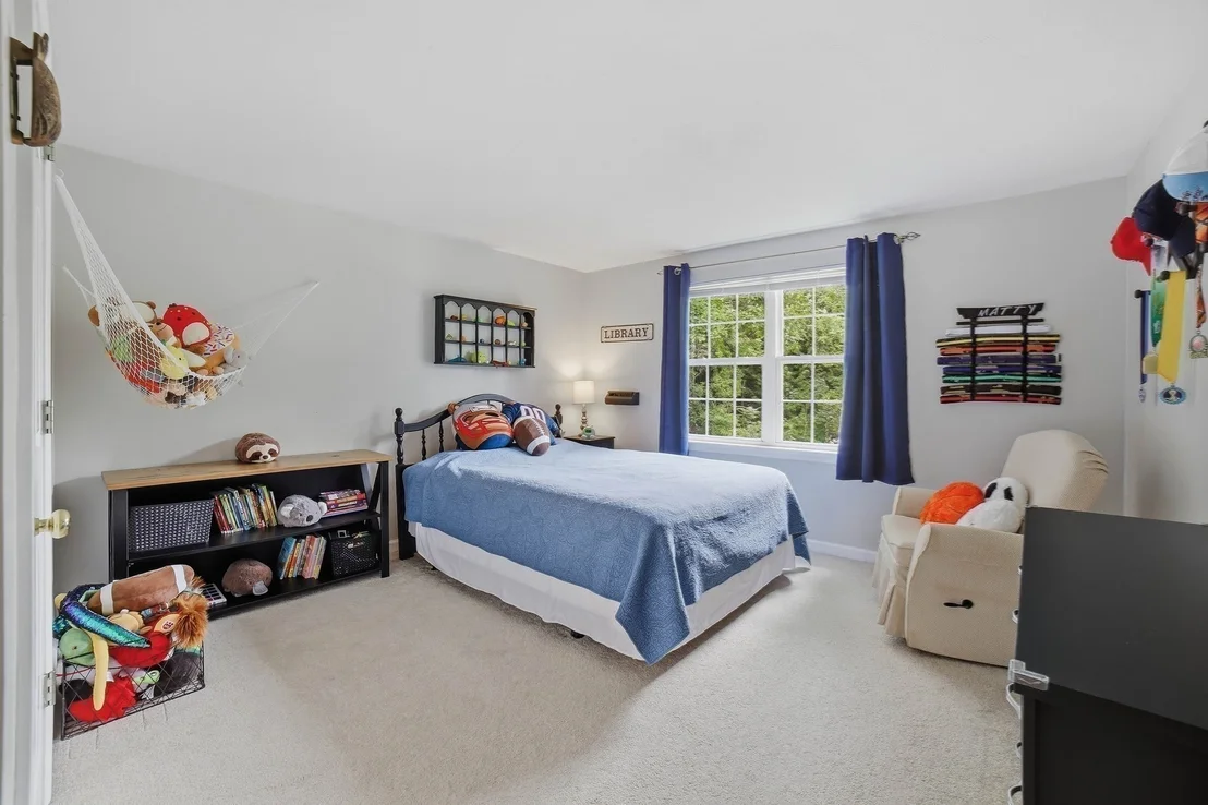 Photo of 72 Palomino Dr