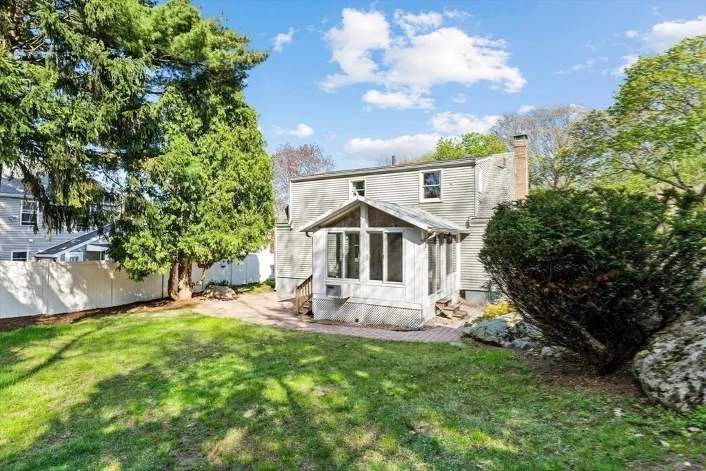 Photo of 9 Lebel Rd