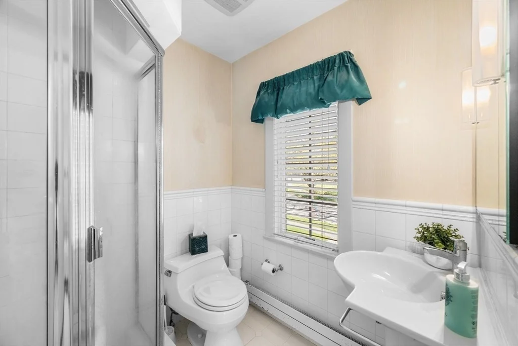 Photo of 21 Phillips Avenue
