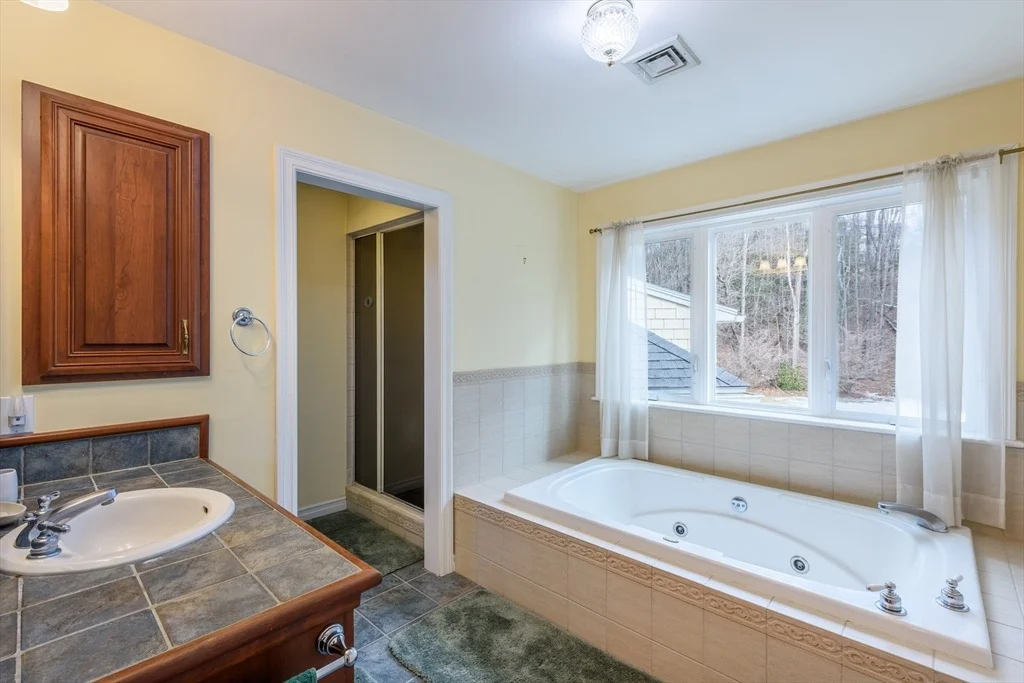 Photo of 19 Indian Pipe Ln